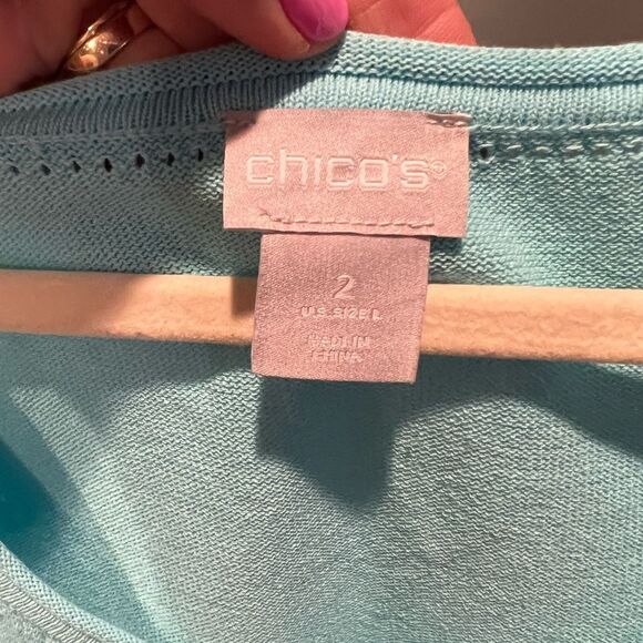 Chico’s top size large - Picture 2 of 3